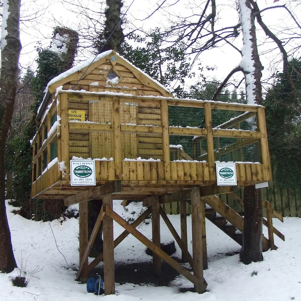 Log Treehouse Timbertrove