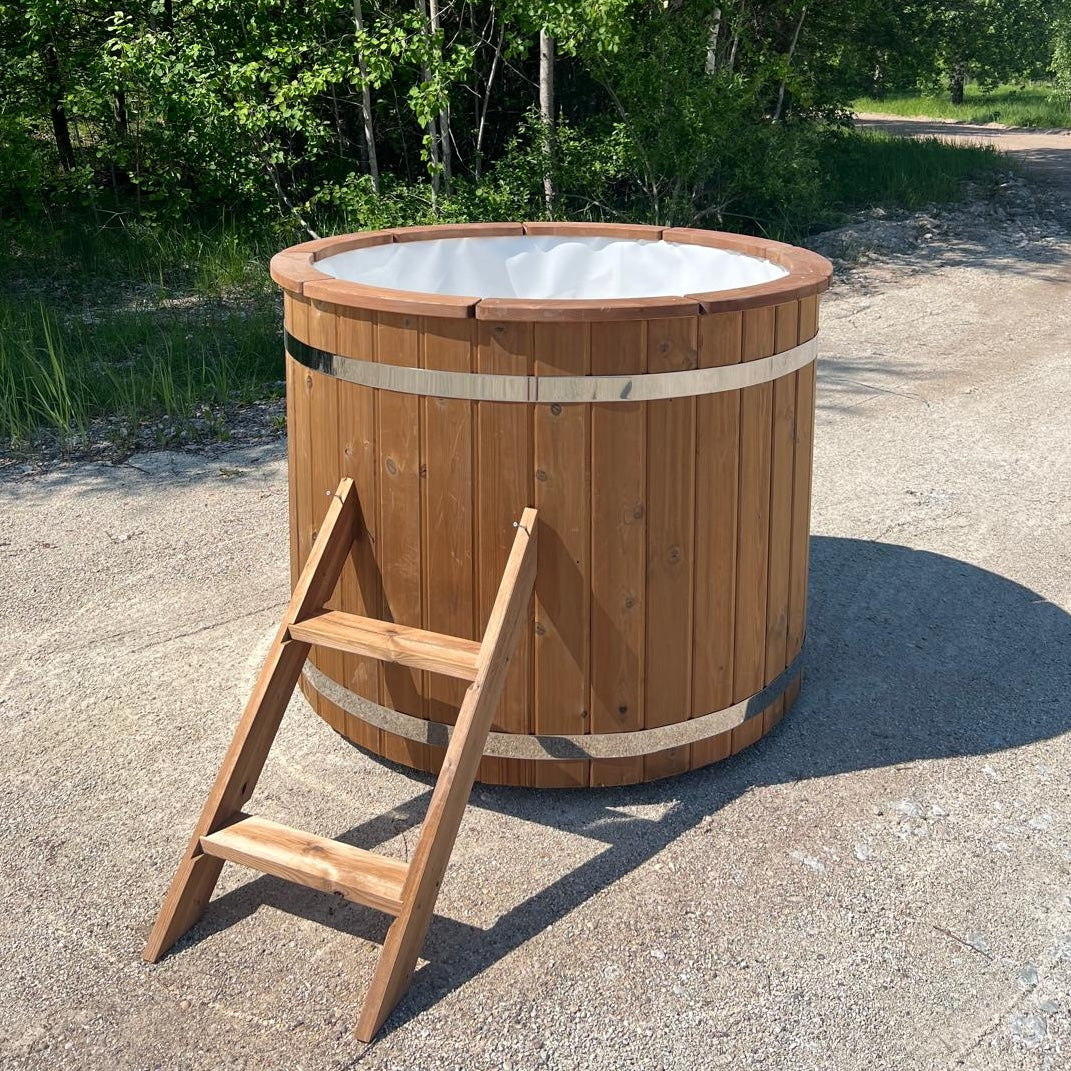 Cold Plunge & Ice Bath with Lid Timbertrove